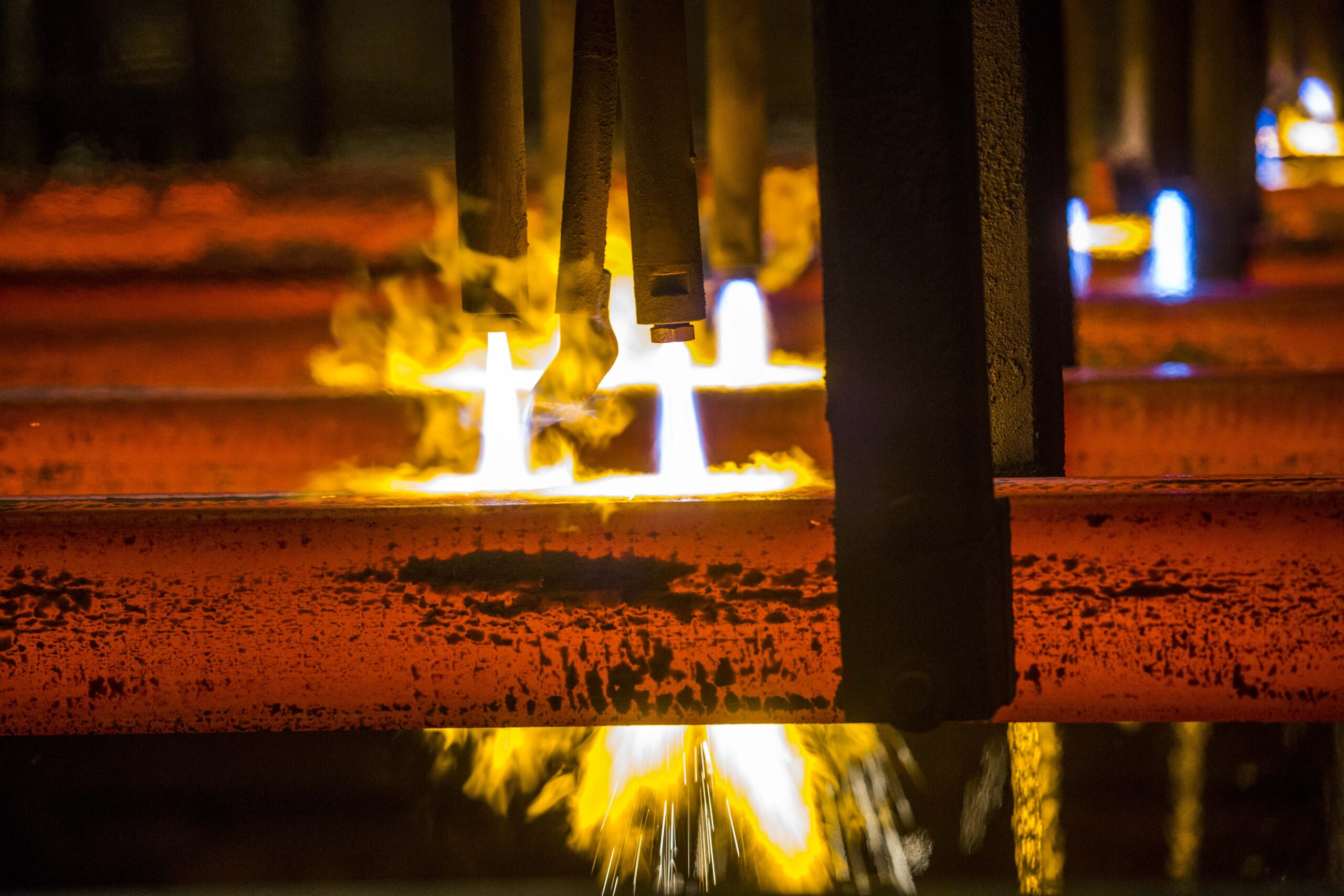 April 2025 crude steel production