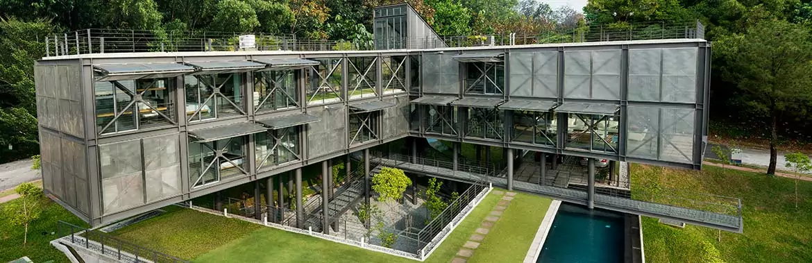 Image for %sFloating house offers spectacular jungle views