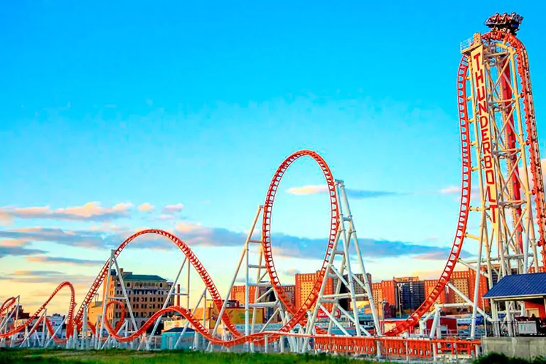 Zamperla's Thunderbolt ride